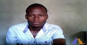 Albertoooooo 28 anos Sou de Matola/Maputo, Procuro Encontros Amizade com Mulher